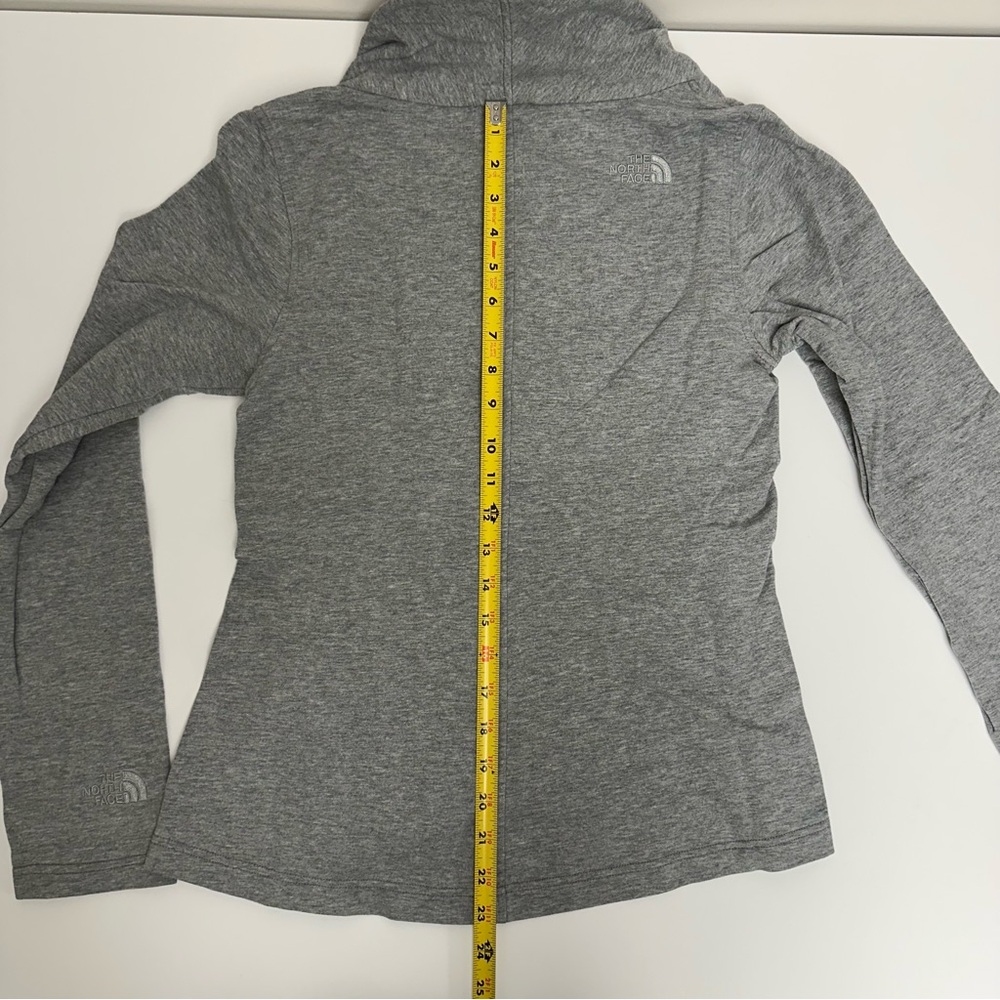 The North Face Wrap-Ture Yoga Sweater Jacket - Picture 15 of 16